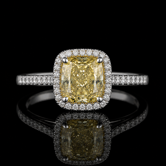 Yellow Diamantring 3,90 ct mit 0,48 ct Diamanten – Halo Ring