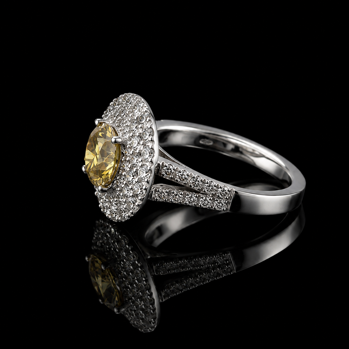 Fancy Deep Brownish Yellow Diamantring 1,70 ct mit 1,49 ct Diamanten